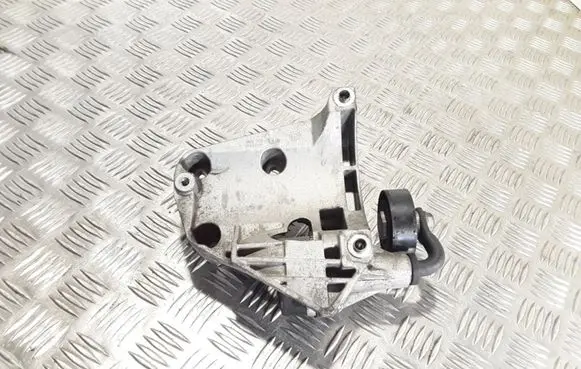 BMW X3 E83 Generator/alternator bracket 64557786703