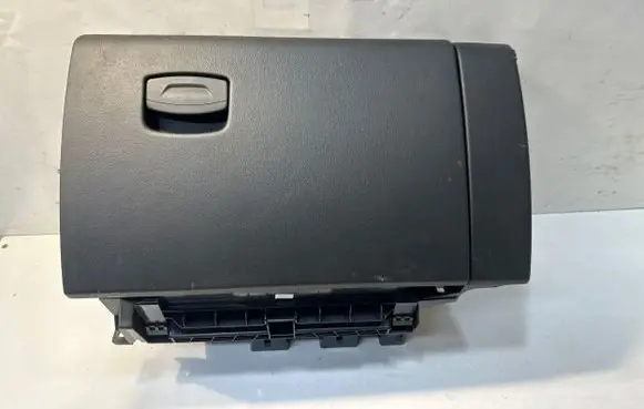 Renault Koleos II Glove box set 685003744R