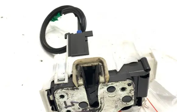 Front door lock