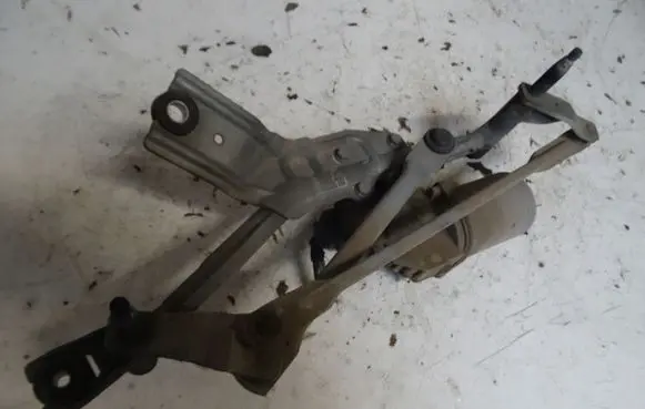 Fiat Grande Punto Front wiper linkage and motor