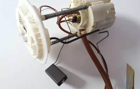 Mercedes-Benz GL X164 In-tank fuel pump A1644700194 A2C53042062