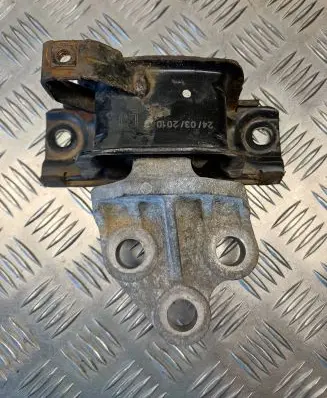 Alfa Romeo Mito Engine mount bracket 55700655 468646740
