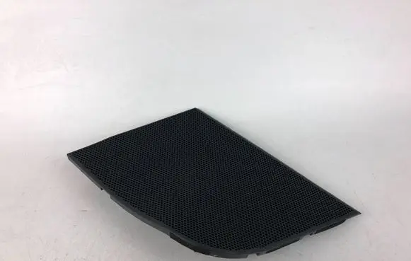 Subaru Outback (BS) Subwoofer grill/trim 66117AL000