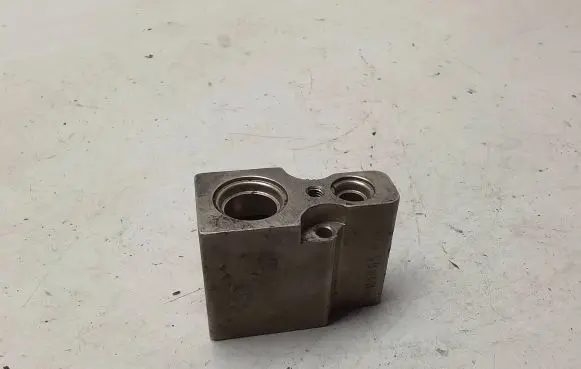 Air conditioning (A/C) expansion valve