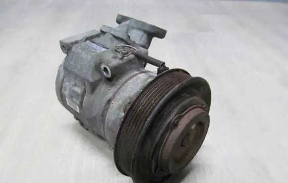 Toyota Avensis Verso Air conditioning (A/C) compressor (pump) 447220-3914 8978
