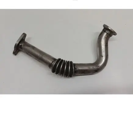 Volkswagen PASSAT B6 EGR valve line/pipe/hose 03L131521A