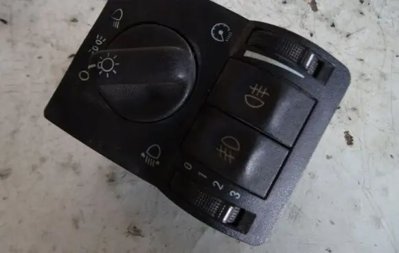 Opel Astra G Tailgate/trunk/boot open switch 