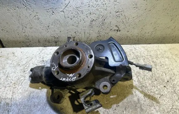 Peugeot Expert Front wheel hub