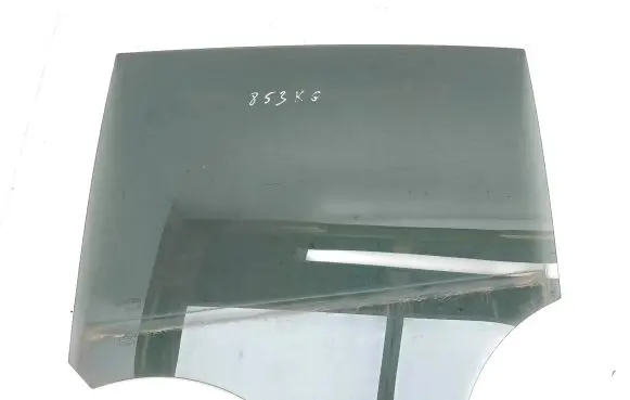 Peugeot 208 Rear door window glass