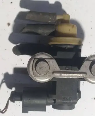 Volkswagen PASSAT B7 Turbo solenoid valve 1K0906627B 4011464A