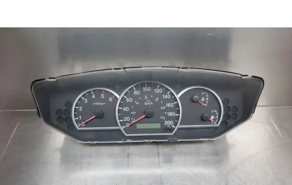KIA Carens I Speedometer (instrument cluster)
