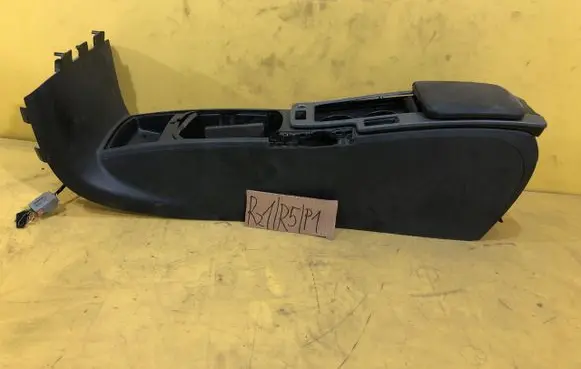 Volvo V50 Panel drawer/shelf pad 2263761