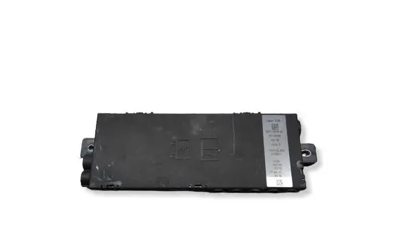 Jaguar XE Fuse module GX7314516AD 301165400