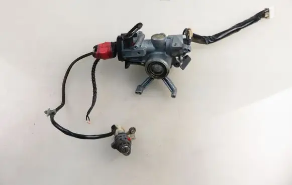 Opel Frontera B Ignition lock 