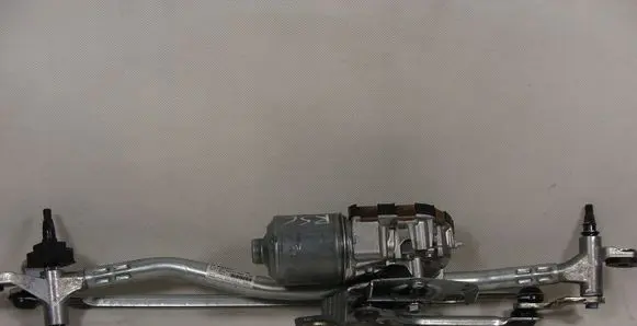 Audi A6 S6 C7 4G Front wiper linkage and motor