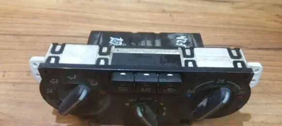Subaru Impreza II Climate control unit 7231fe000 3b45134760
