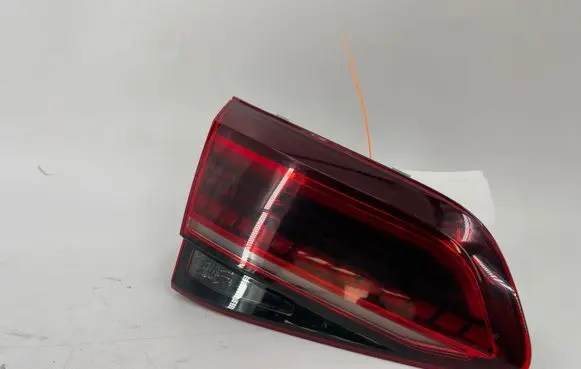 Volkswagen Golf VII Tailgate rear/tail lights 5G0945307Q