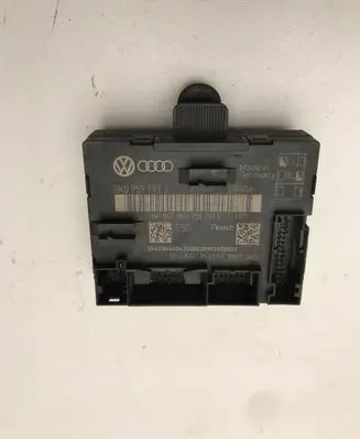 Audi A4 S4 B8 8K Door control unit/module 8K0959793J 8K0959793E