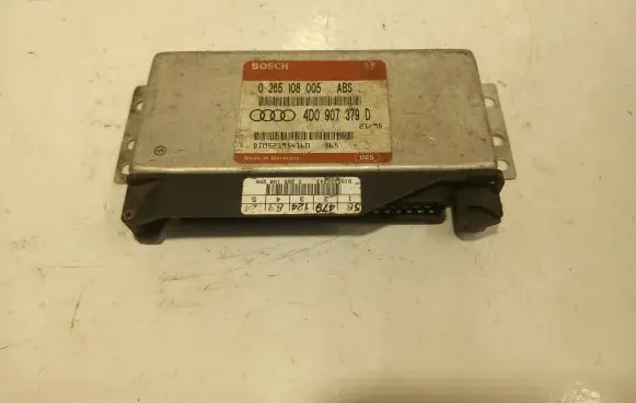 Audi A4 S4 B5 8D Engine control unit/module 4D0907379D 0265108005 D0521954160