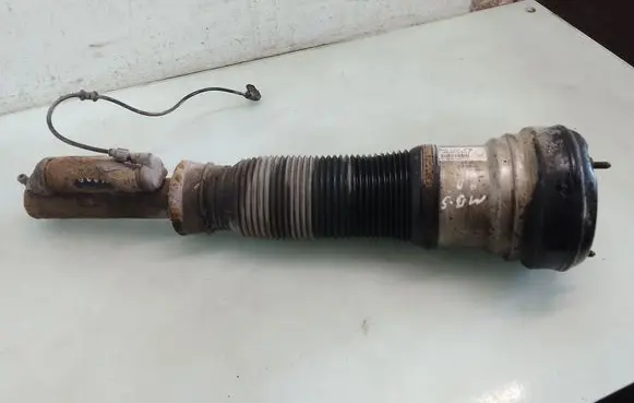 Mercedes-Benz S W220 Air suspension front shock absorber C086053N