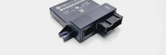 Audi A6 S6 C6 4F Gateway control module 4L0907468B 4L0910468A