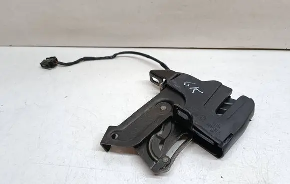 BMW 3 E46 Convertible roof lock/latch 8248313 51258248313