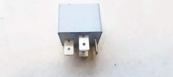 Audi A3 S3 8L Other relay 141951253B 20240072