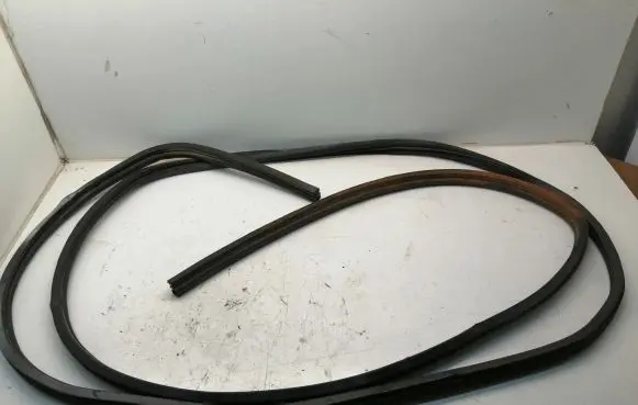 Ford Transit Sliding door rubber seal 