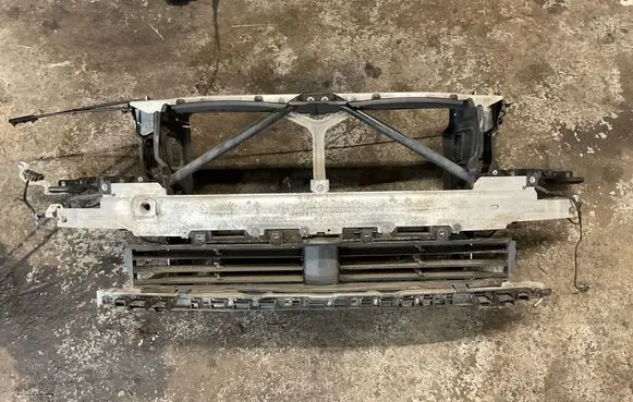 BMW 5 G30 G31 G38 Radiator support slam panel 