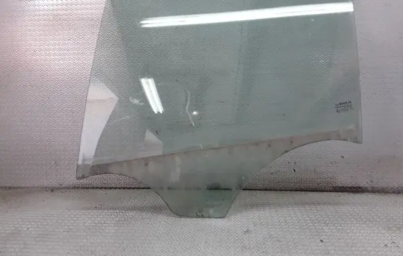 Renault Megane II Rear door window glass