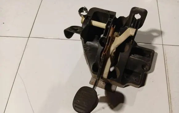Fiat Bravo Brake pedal 