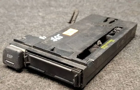 Audi A4 S4 B7 8E 8H Glove box 8E1941561D