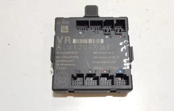 Mercedes-Benz C AMG W204 Door control unit/module A2128203685 2128203685 4273
