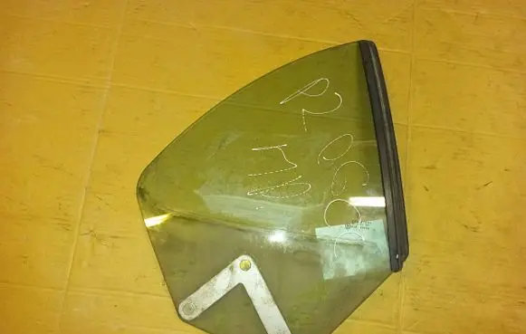 Peugeot 206 CC Rear side window