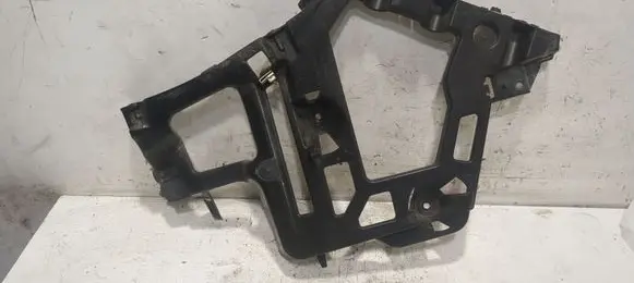 Peugeot 508 Rear bumper mounting bracket 9686699680