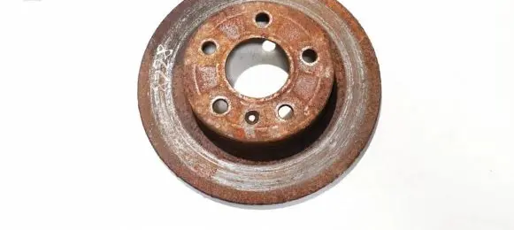 Opel Zafira B Rear brake disc neventiliuojamas