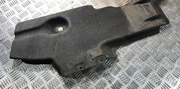 Volvo V40 Rear underbody cover/under tray 31383376
