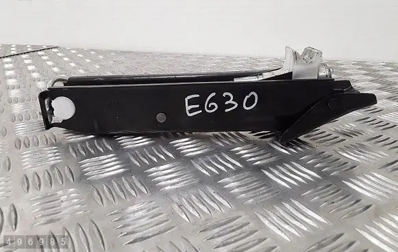 Audi A1 Tool set 6R0011031B