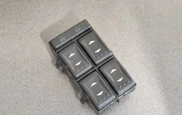 Ford Mondeo Mk III Electric window control switch 3S7T14A132BA