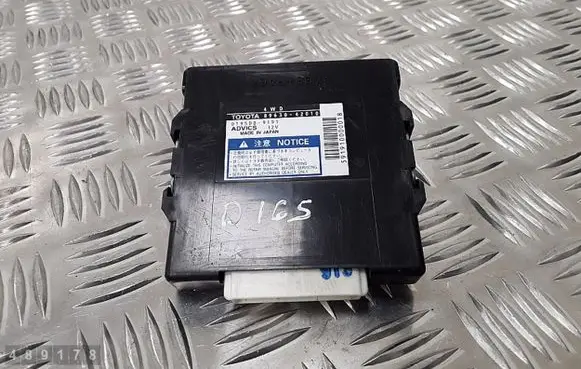 Toyota RAV 4 (XA30) Gearbox control unit/module 8963042010