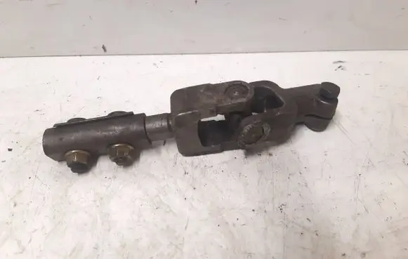 Volkswagen Golf III Steering column universal joint 1H0419955