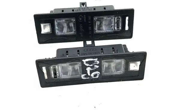 Audi Q5 SQ5 Number plate light 8W6943021