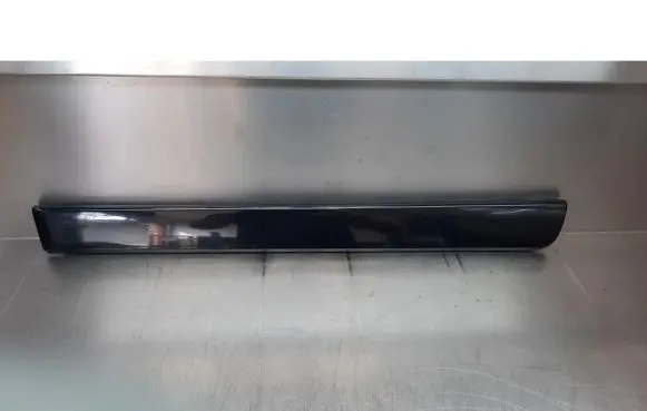 Volvo S60 Front door trim bar 