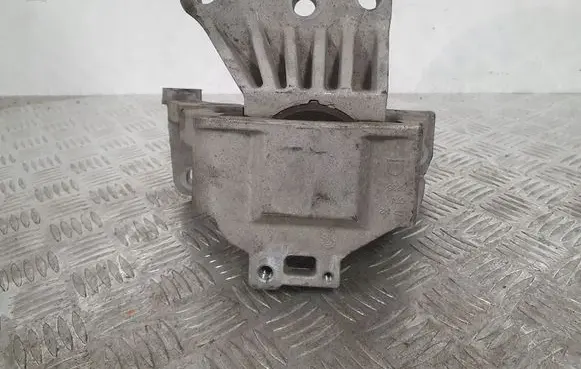 Fiat 500 Engine mount vacuum valve 00520903440