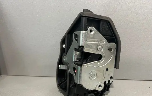 BMW 4 F36 Gran coupe Rear door lock 7229460