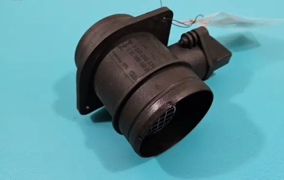 Skoda Octavia Mk1 (1U) Mass air flow meter 0281002531 IMPRK1391139