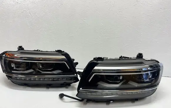 Volkswagen Tiguan Headlight/headlamp 5NN941082C
