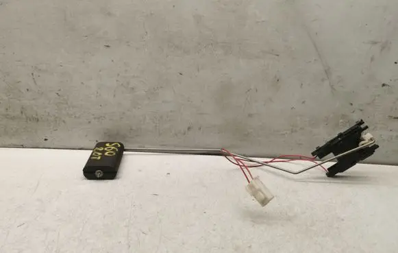 Volvo S60 Fuel level sensor 15874105
