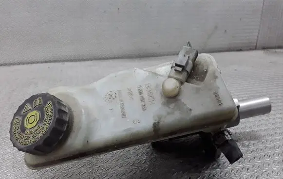 Renault Megane II Master brake cylinder 0204051266