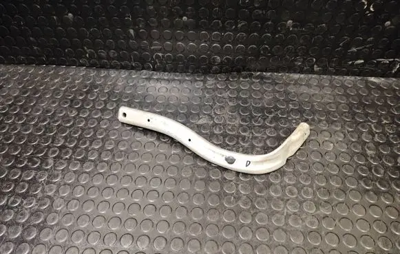 Audi A8 S8 D4 4H Fender mounting bracket 4h0821260B